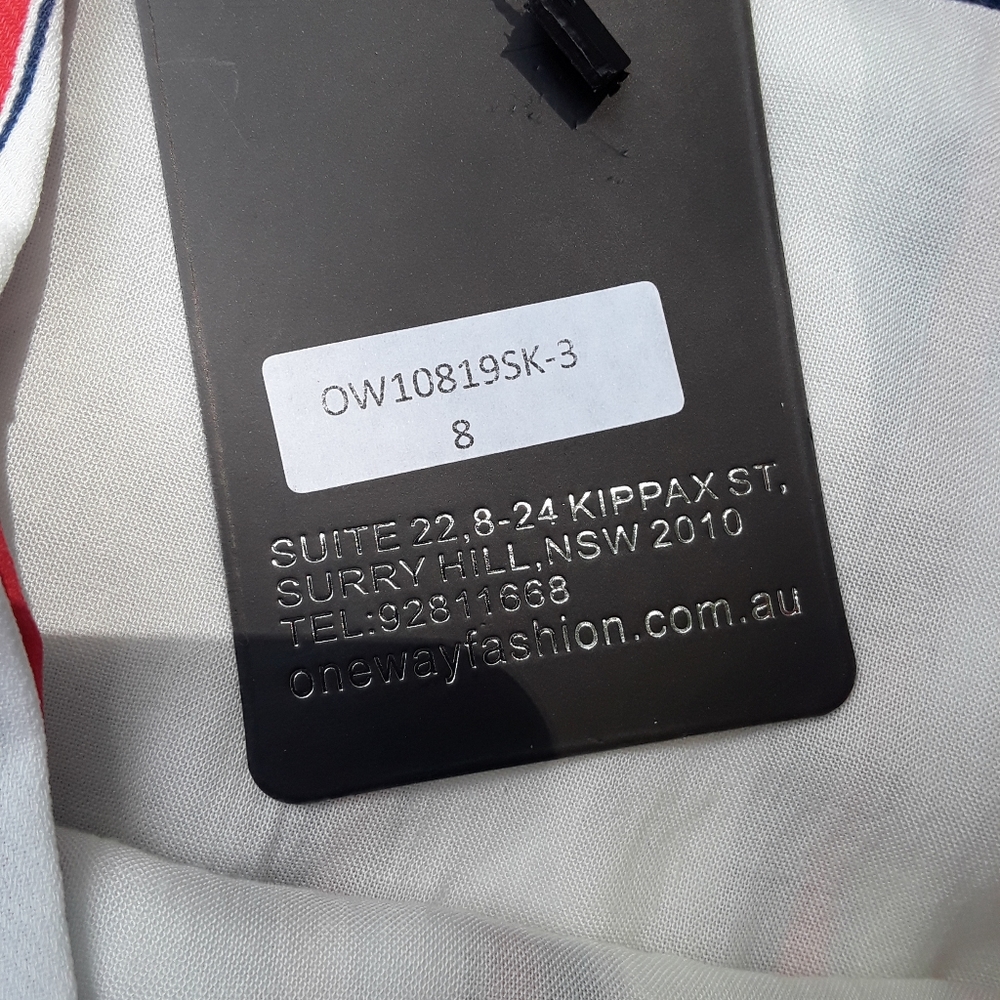 LF| One Way Mini Skirt White, Red, Blue Tie Waist Size 4 - Picture 5 of 8